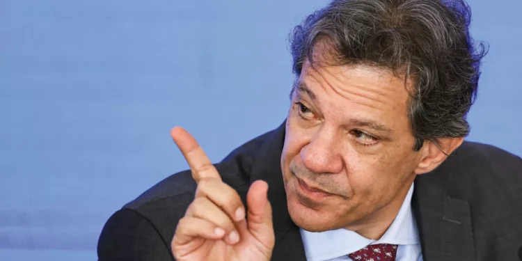 Varejo dá sinais de retomada mas serviços aindam sofrem, aponta IGet