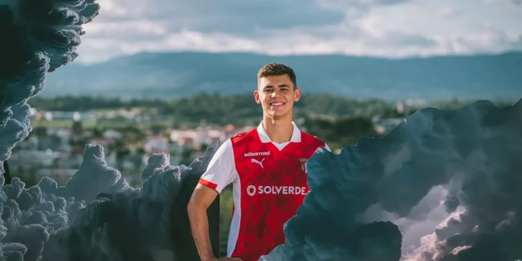 EM DIRETO: Siga os rumores e os negócios do mercado de transferências