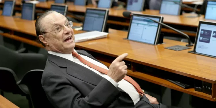 Prefeitura fecha acordo para receber R$ 210 milhões desviados pelo ex-prefeito Paulo Maluf