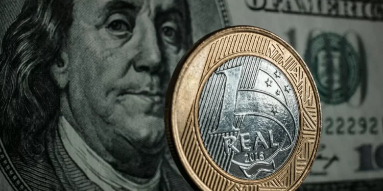 Para onde vai o dólar, após acumular uma queda de 12% neste ano?