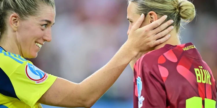 Europeu feminino: Suécia goleia Alemanha e vence Grupo C
