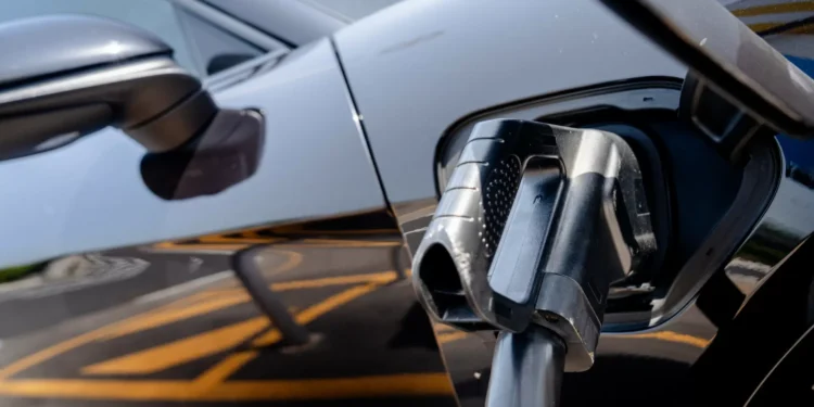 Incentivos à compra de viaturas elétricas nos EUA desaparecem em setembro