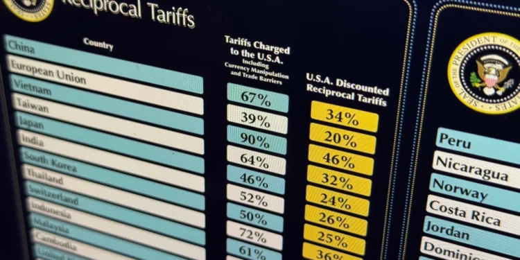 Tarifas abalam comércio e há uma data-chave: Qual é o ponto da situação?