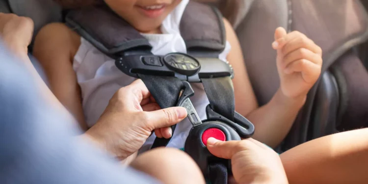 Vai de férias com crianças? 5 dicas para uma viagem de carro em segurança