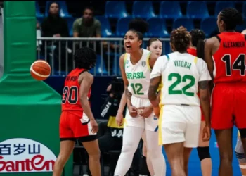 Seleção feminina de basquete domina reta final, vence o Canadá e segue invicta na AmeriCupW