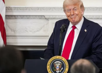 Trump diz que Lula pode ligar “quando quiser” para negociar tarifas