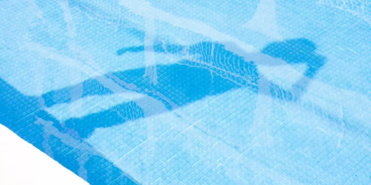 Menino de 11 anos morre em Bilbau após ficar inconsciente em piscina