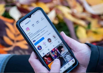 Como repostar reels ou post no Instagram