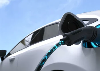 Carregar o carro elétrico fica mais barato? Eis o que muda no novo regime