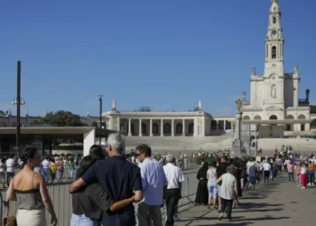 Milhares de migrantes esperados até quarta-feira na peregrinação a Fátima