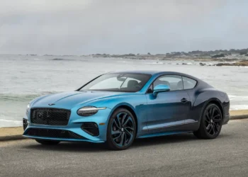 Esta nova decoração da Bentley impressiona. Implicou 56 horas de trabalho