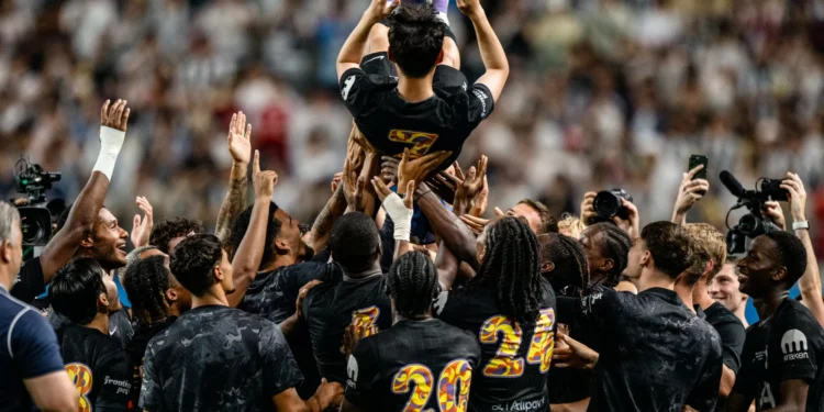 EM DIRETO: Siga os rumores e os negócios do mercado de transferências