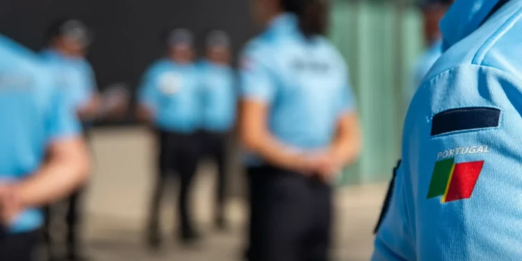 “Pressão na fronteira”? Portugal vai ter “contentores” para imigrantes