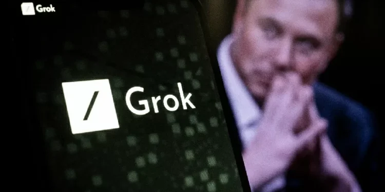 Na mira de Musk: Bilionário processa Apple e OpenAI por sufocar concorrência   