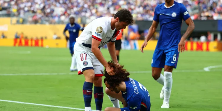 PSG com problema. João Neves conhece castigo após polémica com Cucurella