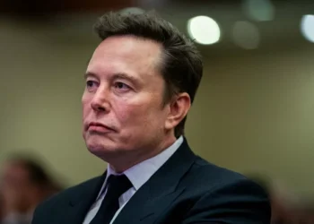 Musk processa Apple e OpenAI por supostas práticas anticompetitivas