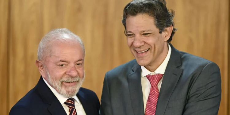 ‘Recíproca é verdadeira’, diz Haddad sobre aceno de Trump a diálogo