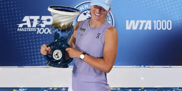 Iga Swiatek vence Jamine Paolini e conquista seu 1º WTA 1000 de Cincinnati