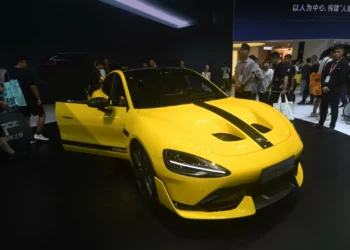 Xiaomi quer enfrentar BYD e Tesla nos carros (entrada na Europa em 2027)