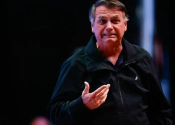 Saiba que horas começa e onde assistir ao julgamento de Bolsonaro nesta terça-feira